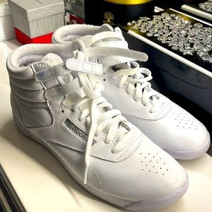 Reebok Freestyle Hi Women's Shoes size 10